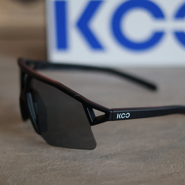 KOO Hype - Black Matt / Smoke